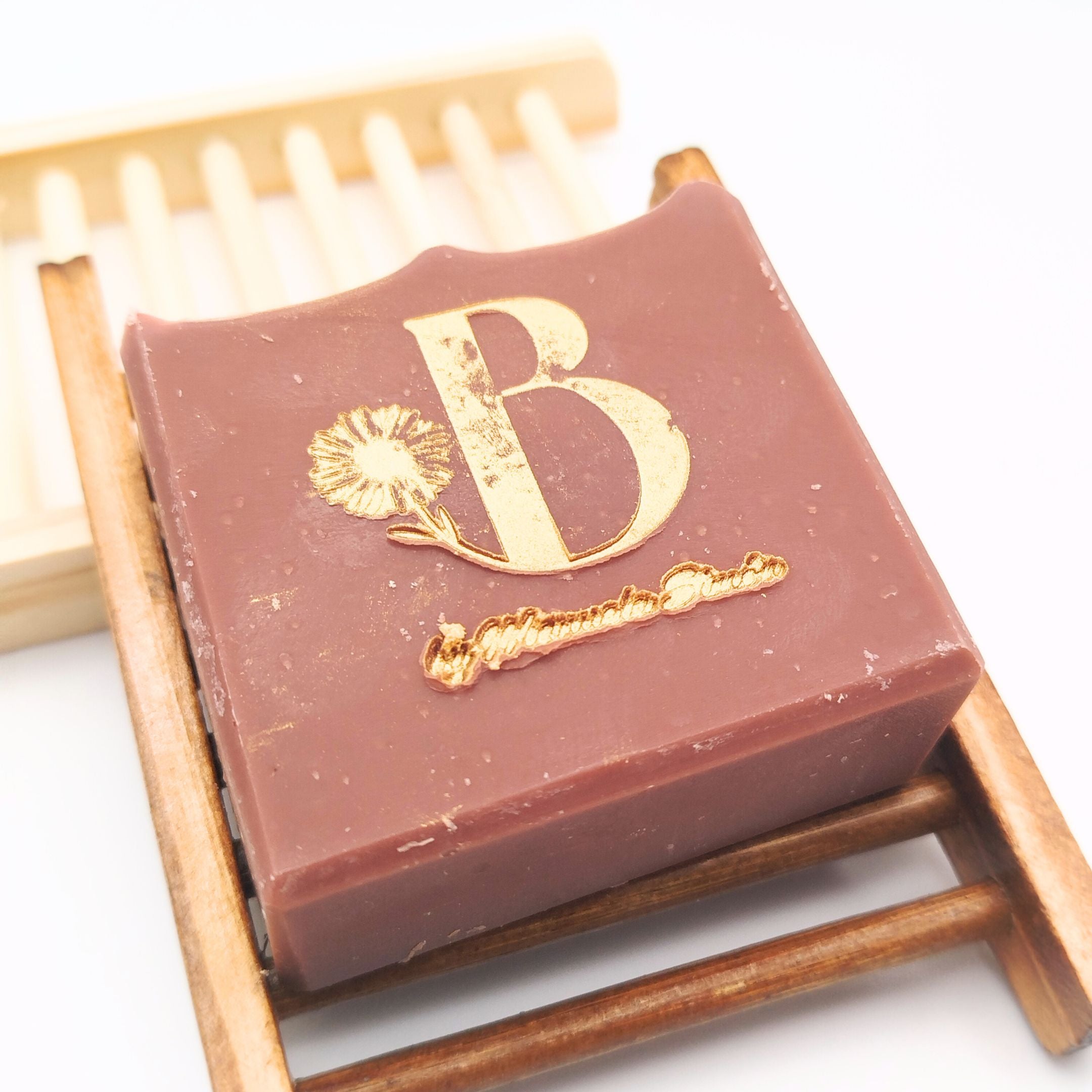 Jabonera de pino biodegradable